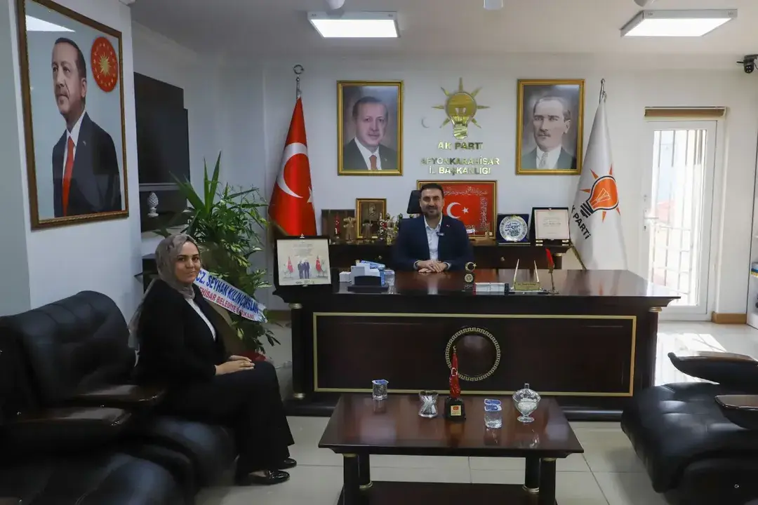 AK Parti Afyonkarahisar İl Başkanlığı'ndan Önemli İstişare Toplantısı
