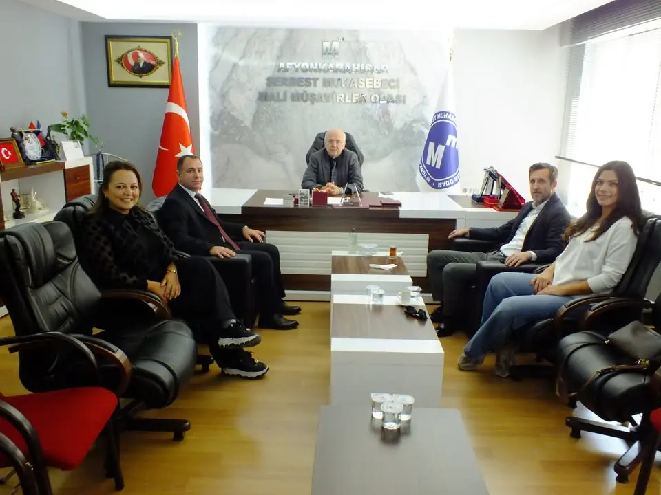 Ticaret İl Müdürü'nden Oda Başkanına Taziye Ziyareti