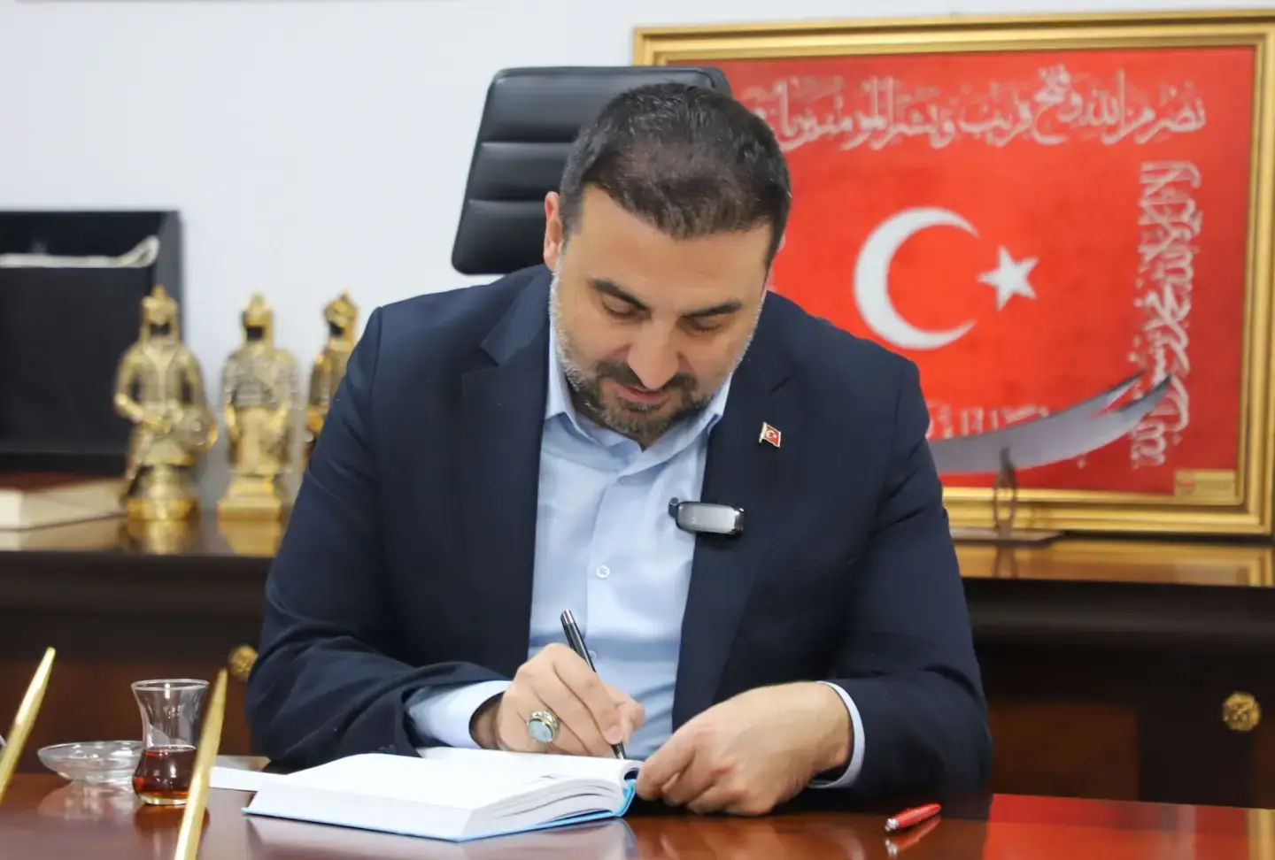 AK Parti Afyonkarahisar'da hemşehrilerle buluşuyor