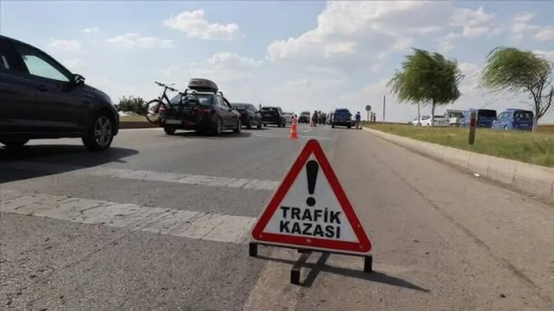 Afyonkarahisar'da Trafik Kazası: 16 Yaralı Var, Can Kaybı Yok