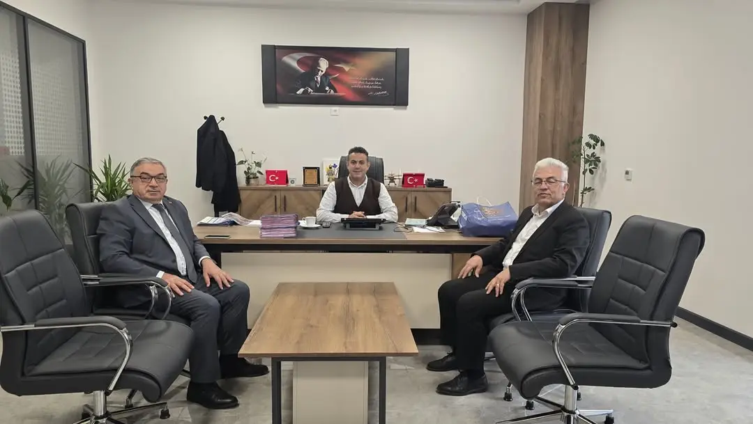 Şuhut Belediye Başkanı Muhittin Özaşkın, OEDAŞ İl Müdürü Mehmet Fahri Yapıcıoğlu'nu Ziyaret Etti