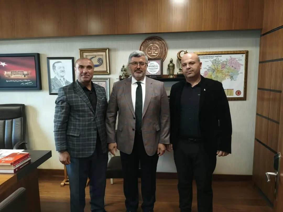 AK Parti Çay İlçe Başkanları Gazi Meclisimizde Misafir Edildi