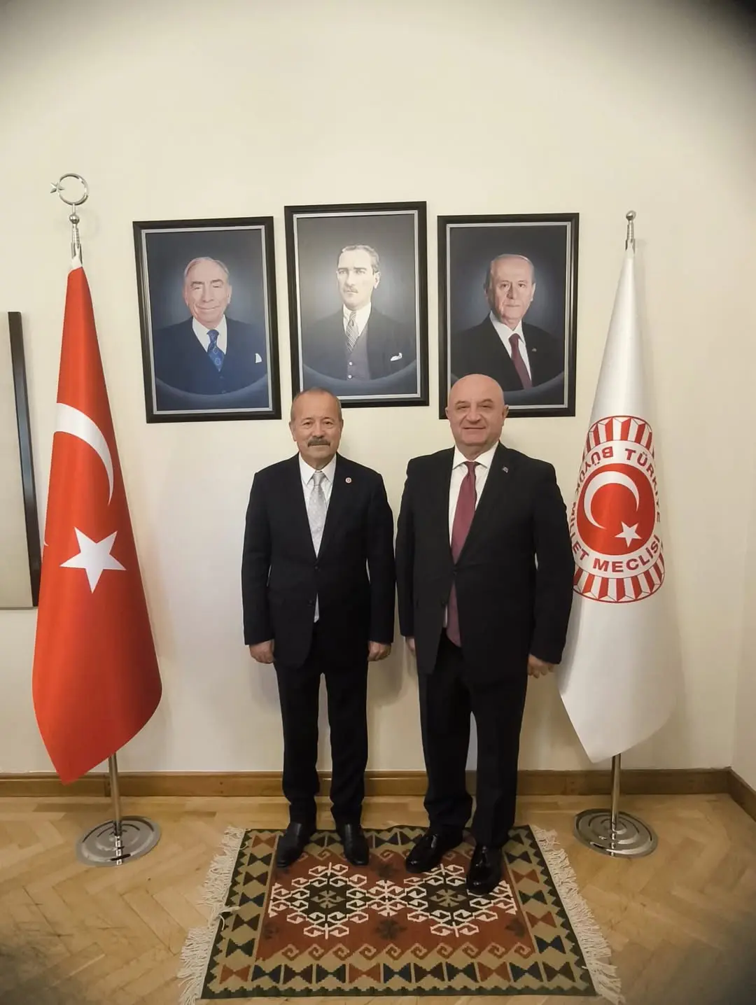MHP MYK Üyesi Osman Gür TBMM İdare Amirliği'ni Ziyaret Etti