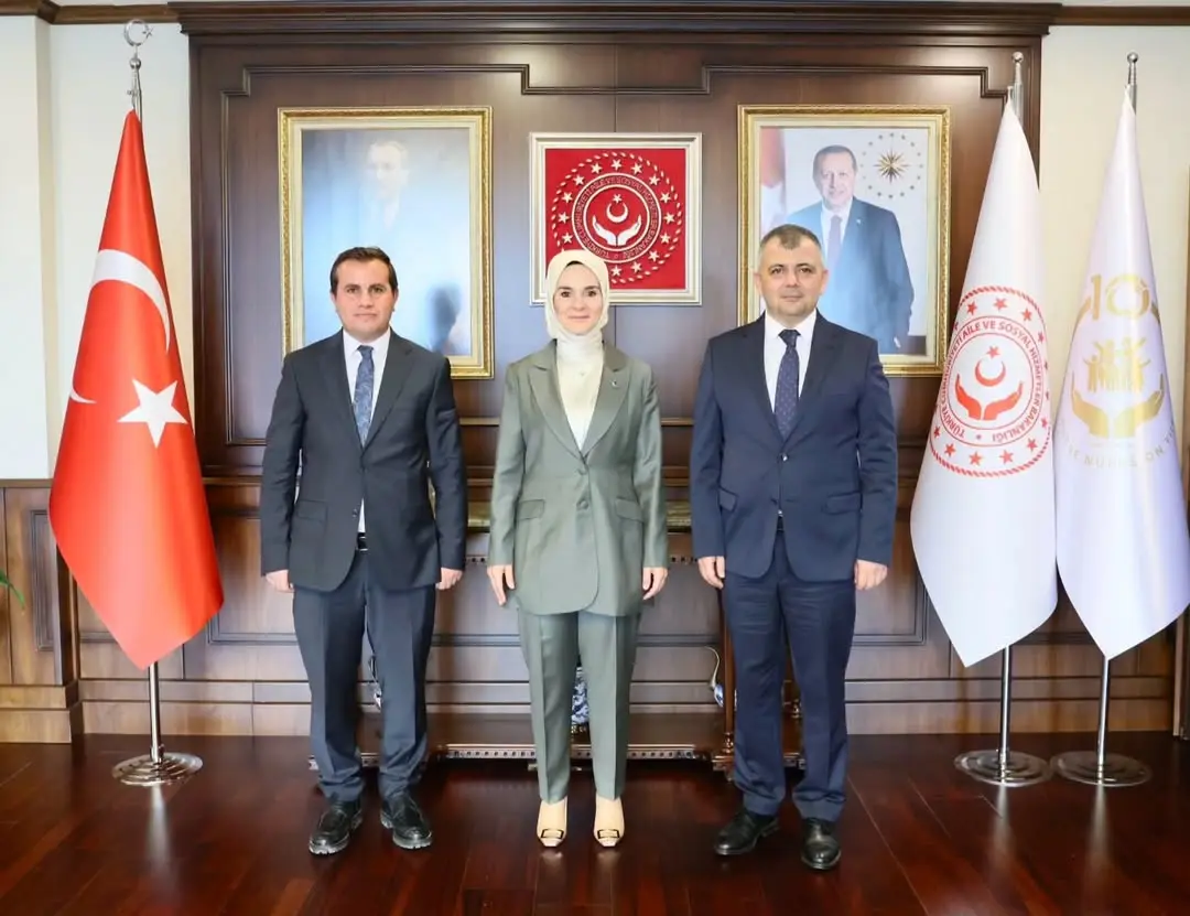 Emirdağ Belediye Başkanı Serkan Koyuncu, Aile ve Sosyal Hizmetler Bakanı Mahinur Özdemir Göktaş'ı Ziyaret Etti
