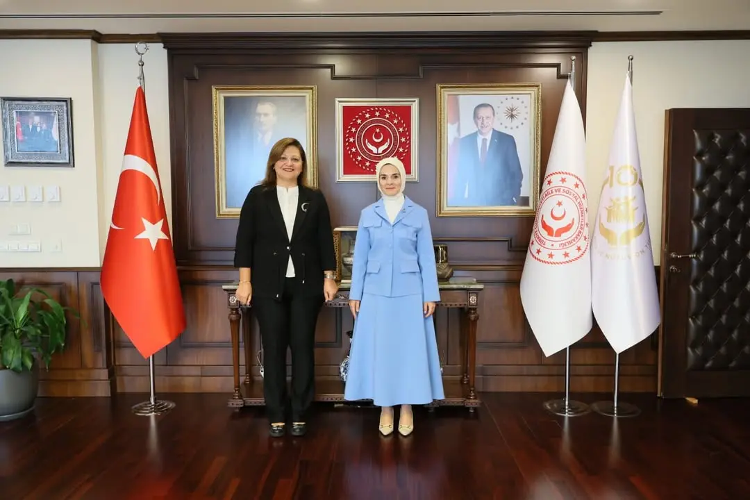 Afyonkarahisar Belediye Başkanı Burcu Köksal, Aile ve Sosyal Hizmetler Bakanı Mahinur Özdemir Göktaş'ı Ziyaret Etti