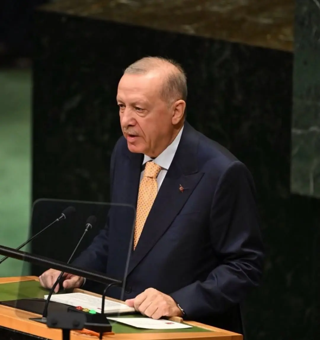 Recep Tayyip Erdoğan: Yüzyılın Lideri
