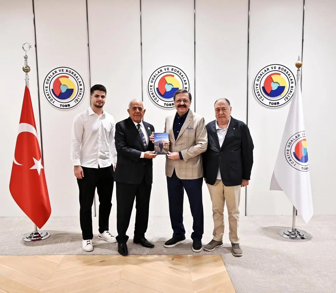 TOBB Başkanı Mustafa Rifat Hisarcıklıoğlu, Ata Grup Yönetim Kurulu Başkanı Münür Efe'yi Birliğinde Ağırladı
