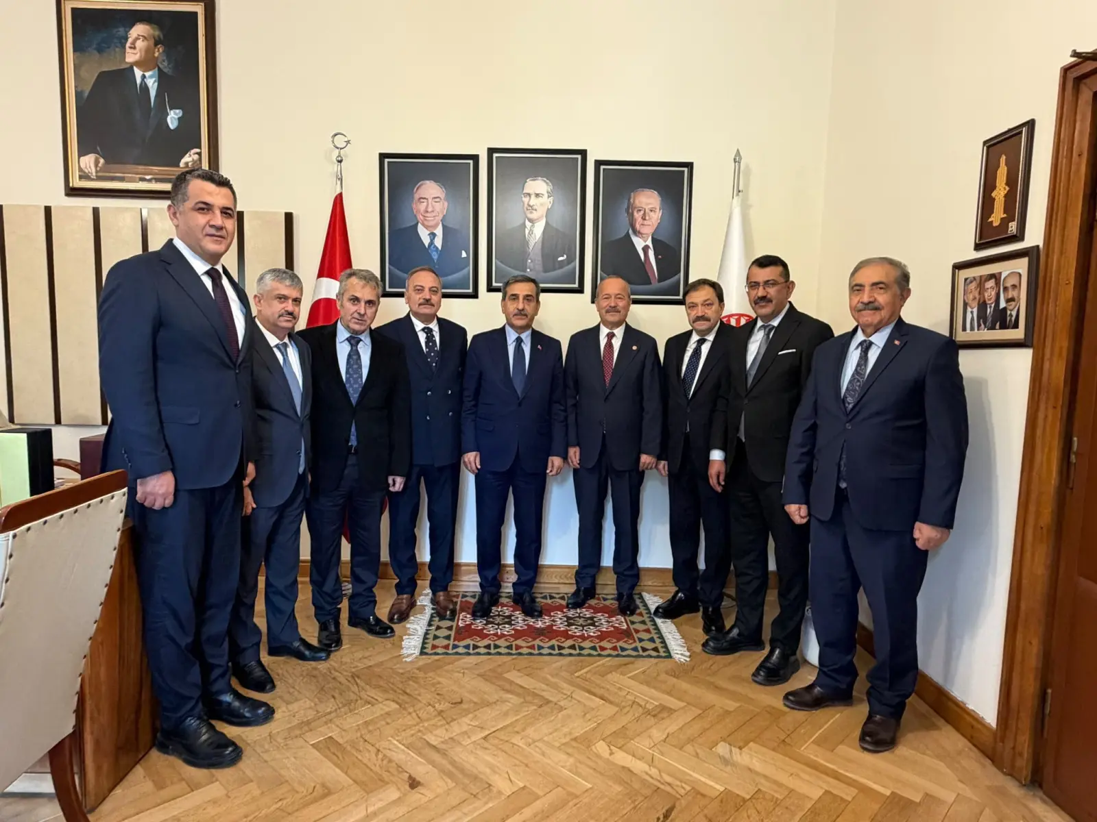 Türkiye Kamu-Sen Heyeti TBMM'yi Ziyaret Etti