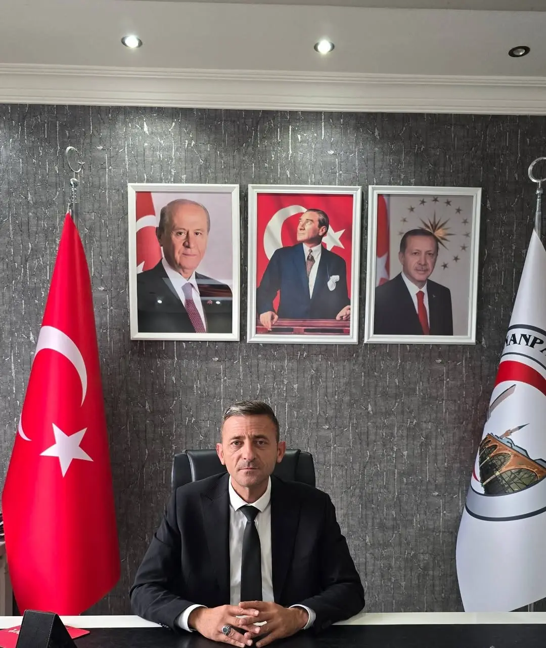 Sinanpaşa Belediye Başkanı Tolga Yıldırım'dan Tüm Hemşerilere Hayırlı Cuma ve İşler Dileği