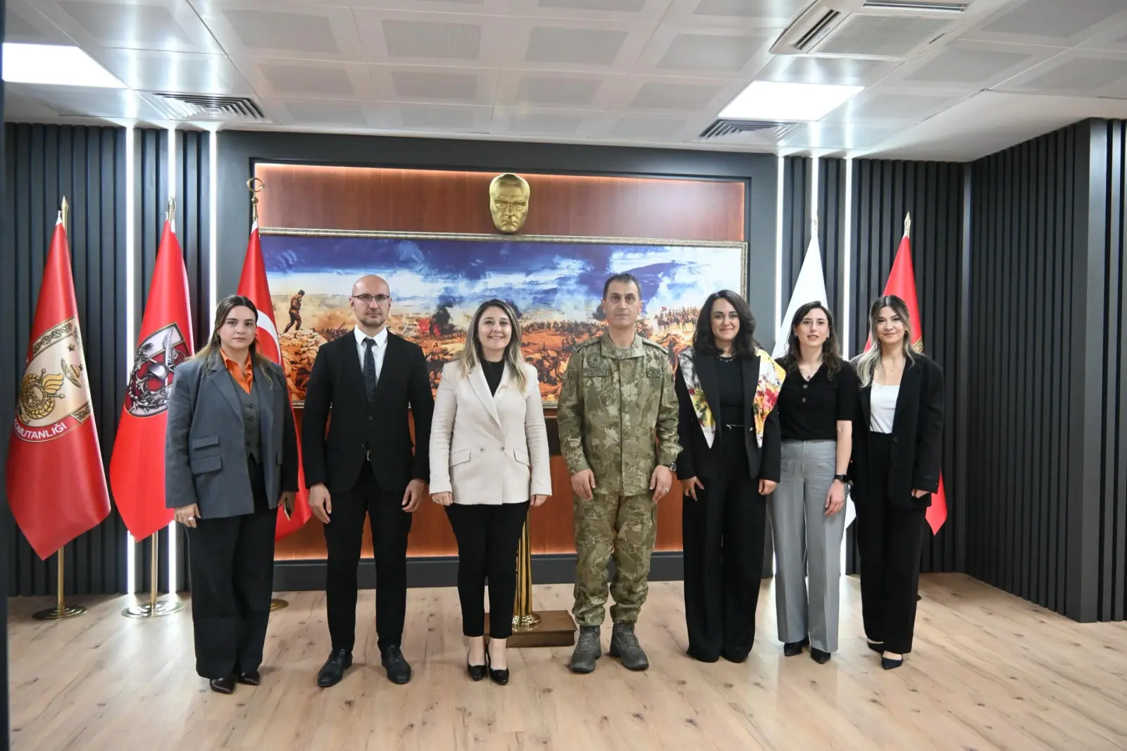 Afyonkarahisar Barosu Komutanı Ziyaret Etti