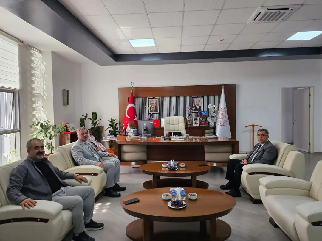Eskişehir Vali Yardımcısı Abdülhamit Karaca, Afyonkarahisar İl Milli Eğitim Müdürü İsmail Altınkaynak'ı Ziyaret Etti