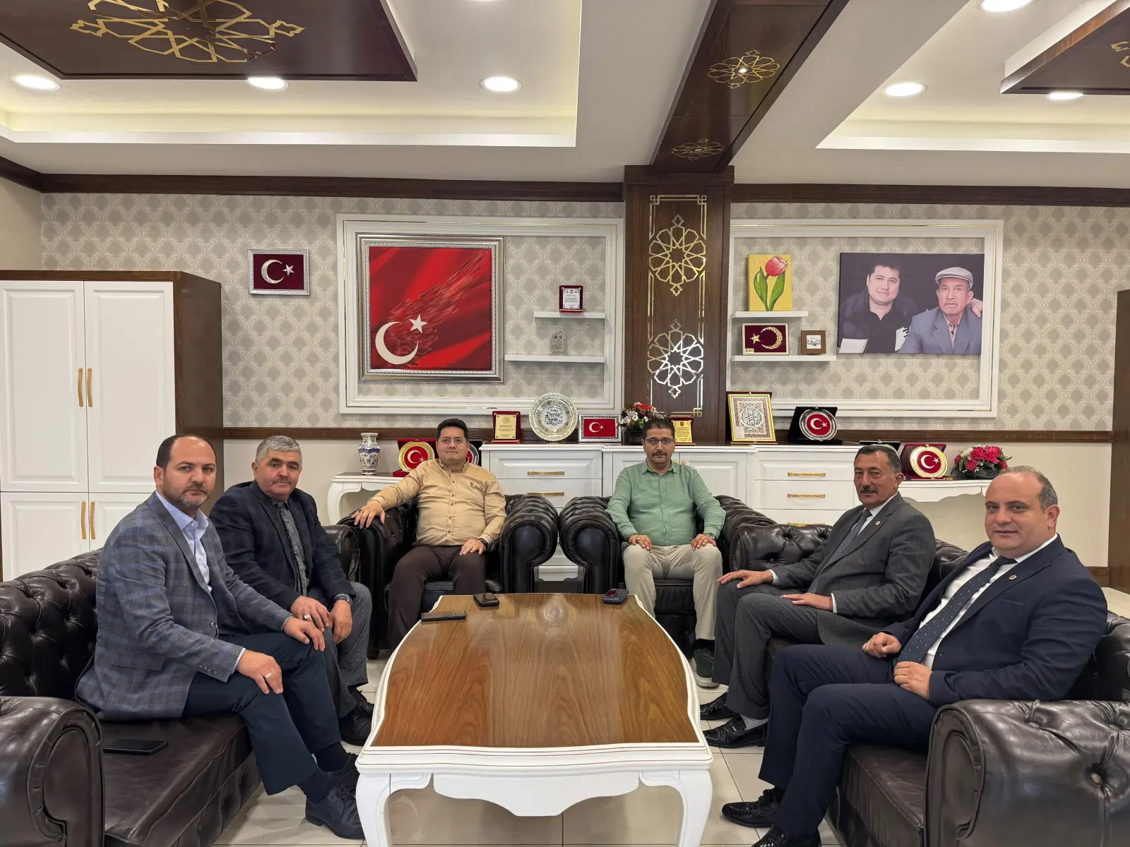 Başkan Aynacı'ya Ziyaret Gerçekleşti