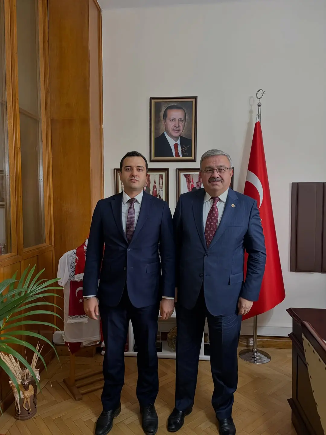 Ak Parti Milletvekili İbrahim Yurdunuseven TBMM'de Manisa Alaşehir Cumhuriyet Savcısı Mustafa Sait Gündoğdu'yu Ağırladı