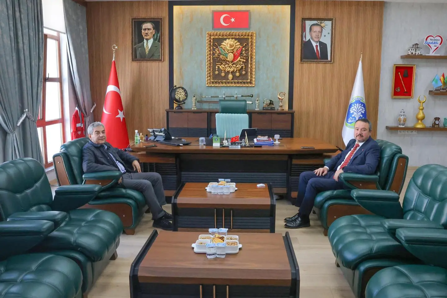 Sandıklı Belediye Başkanı Nuri Özder'i ağırladı