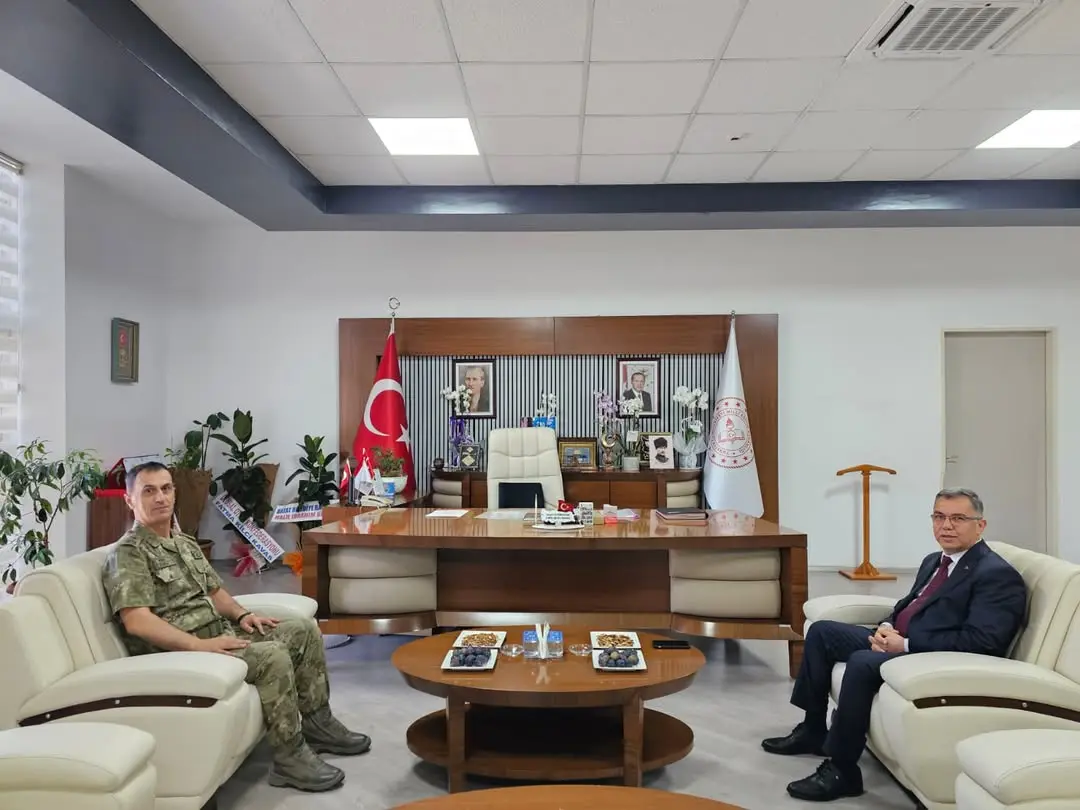 Afyonkarahisar İl Milli Eğitim Müdürü İsmail Altınkaynak'a Tuğgeneral Numan Kıral Ziyareti
