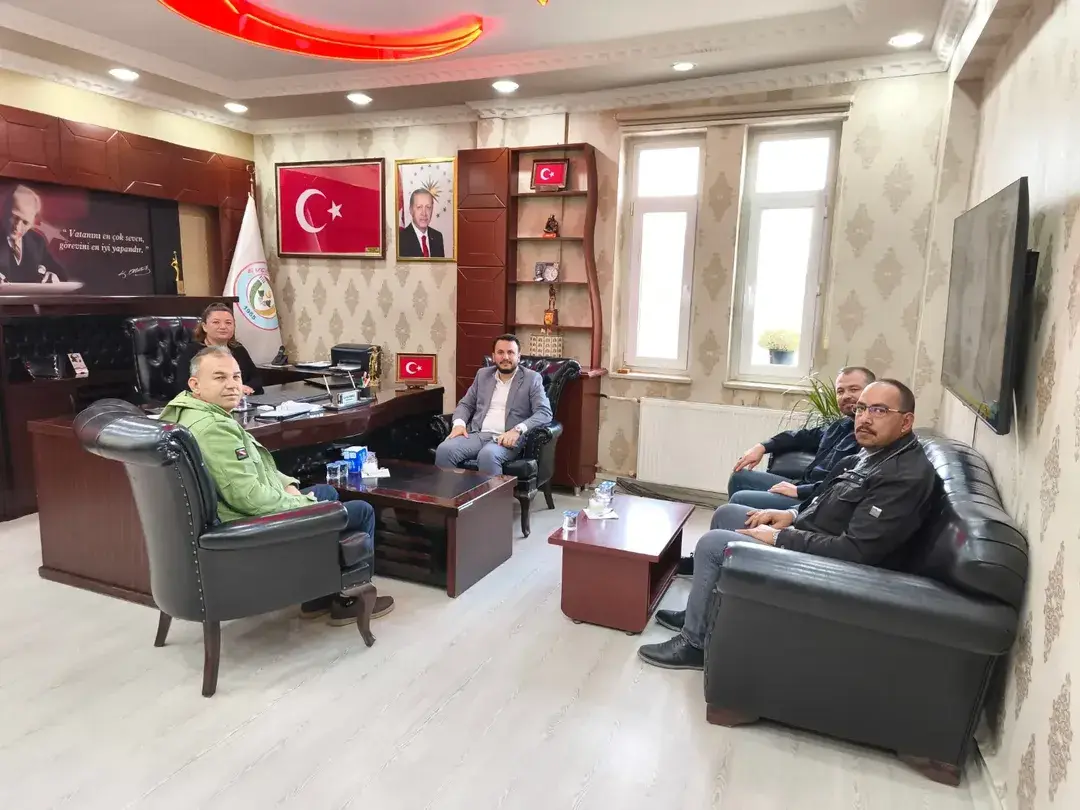 Dinar Ticaret ve Sanayi Odası Başkan Adayı Emre GÜLBEYAZ ve Yönetim Listesi Ziyarette Bulundu