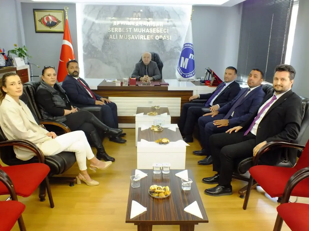 Mhp Afyonkarahisar İl Başkanı ve İl Başkan Yardımcısı Taziye Ziyaretinde Bulundu