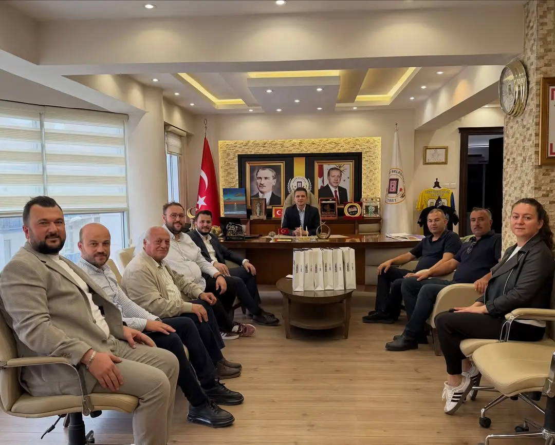 Dinar Ticaret ve Sanayi Odası Başkan Adayı Emre Gülbeyaz ve Beraberindeki Heyeti Ziyaret Ettik