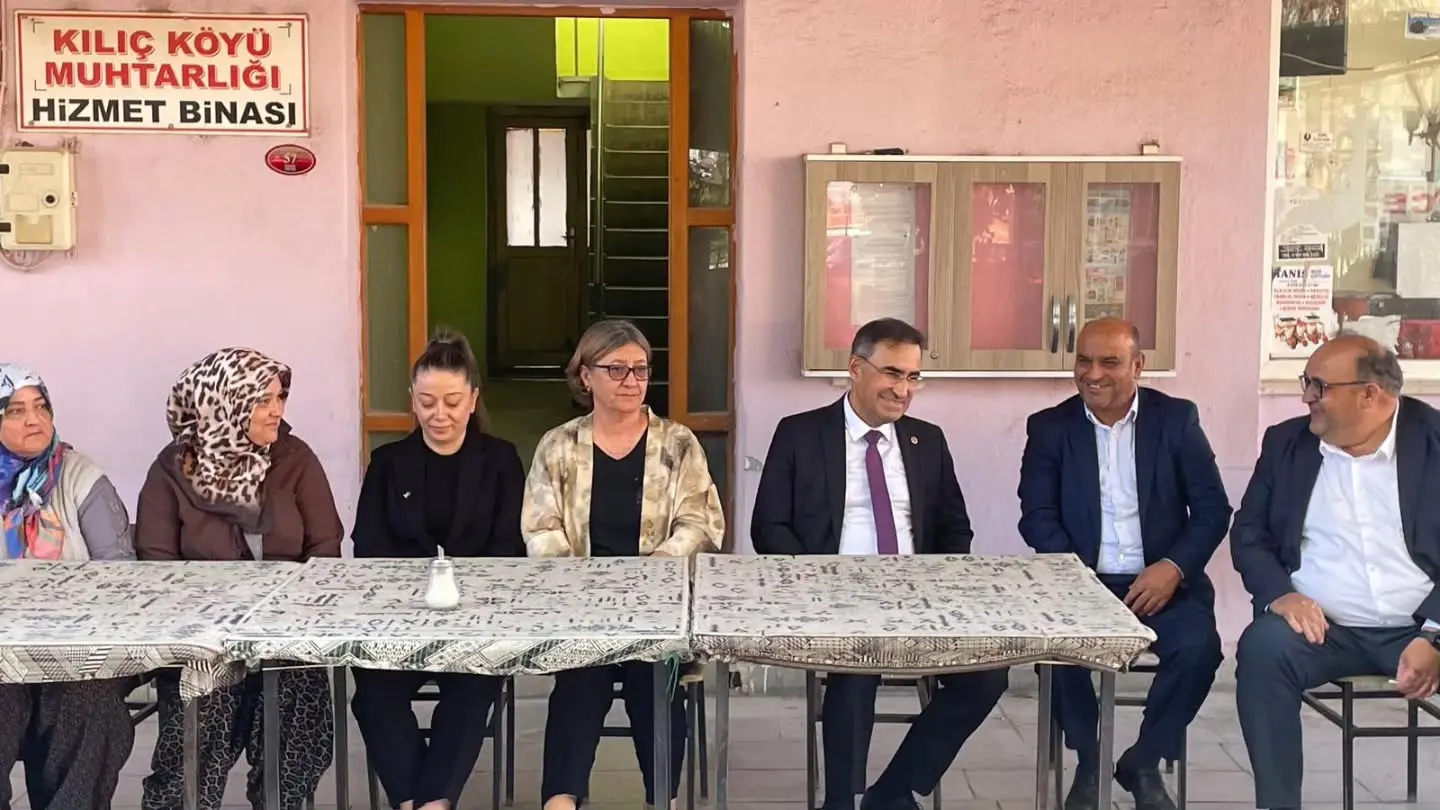 Hasan Arslan, Keçiborlu'da vatandaşlarla buluştu
