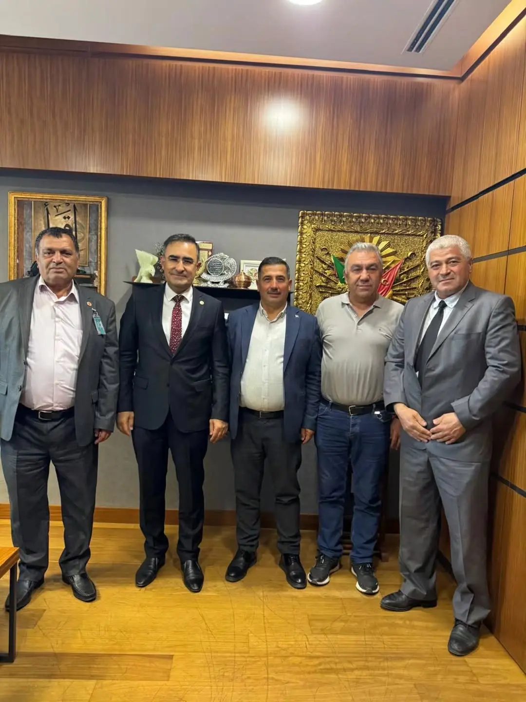 Gazi Meclisinde Kızılören İlçe Başkanı Ramazan Coşkun ve Hemşehrileri Ağırlandı