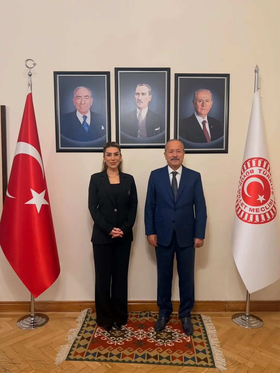Mhp Afyonkarahisar Milletvekili Mehmet Taytak'tan Öğretim Görevlisine Teşekkür