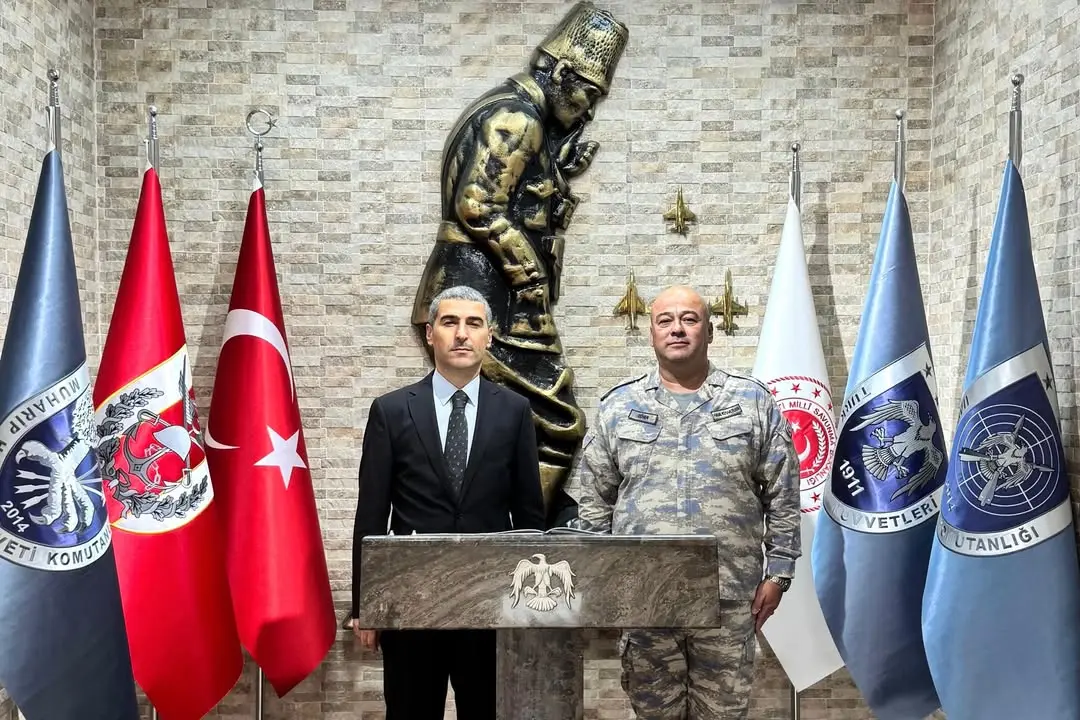 Afyonkarahisar Valiliği'nden Önemli Ziyaret: Dr. Naci Aktaş, Tuğgeneral Cüneyt Güven'i Ziyaret Etti