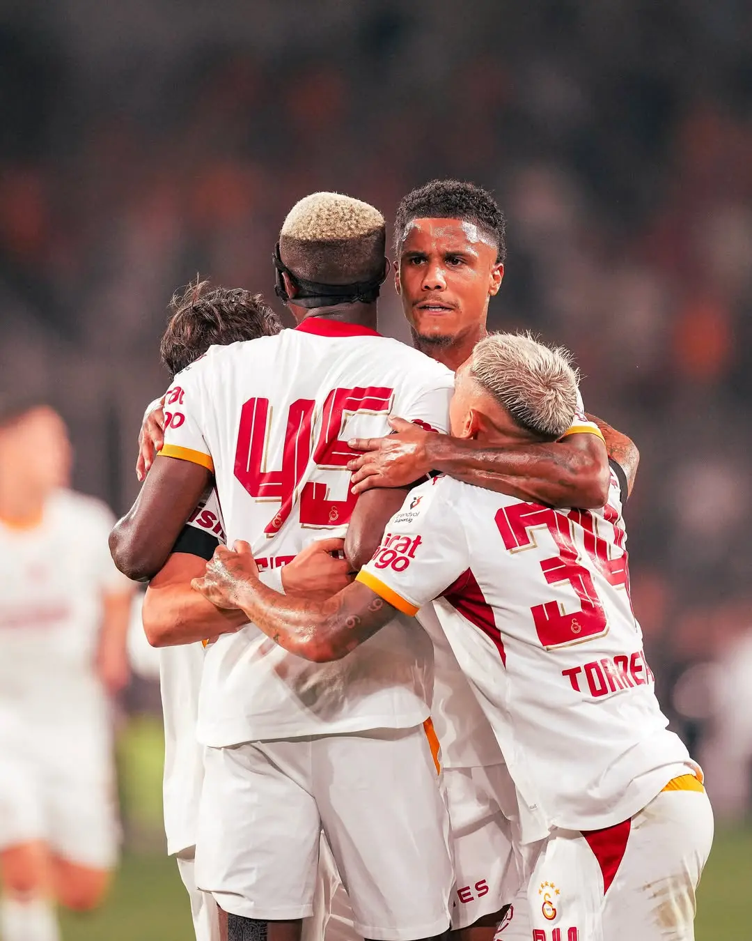 Galatasaray Ailesine Günaydın Mesajı
