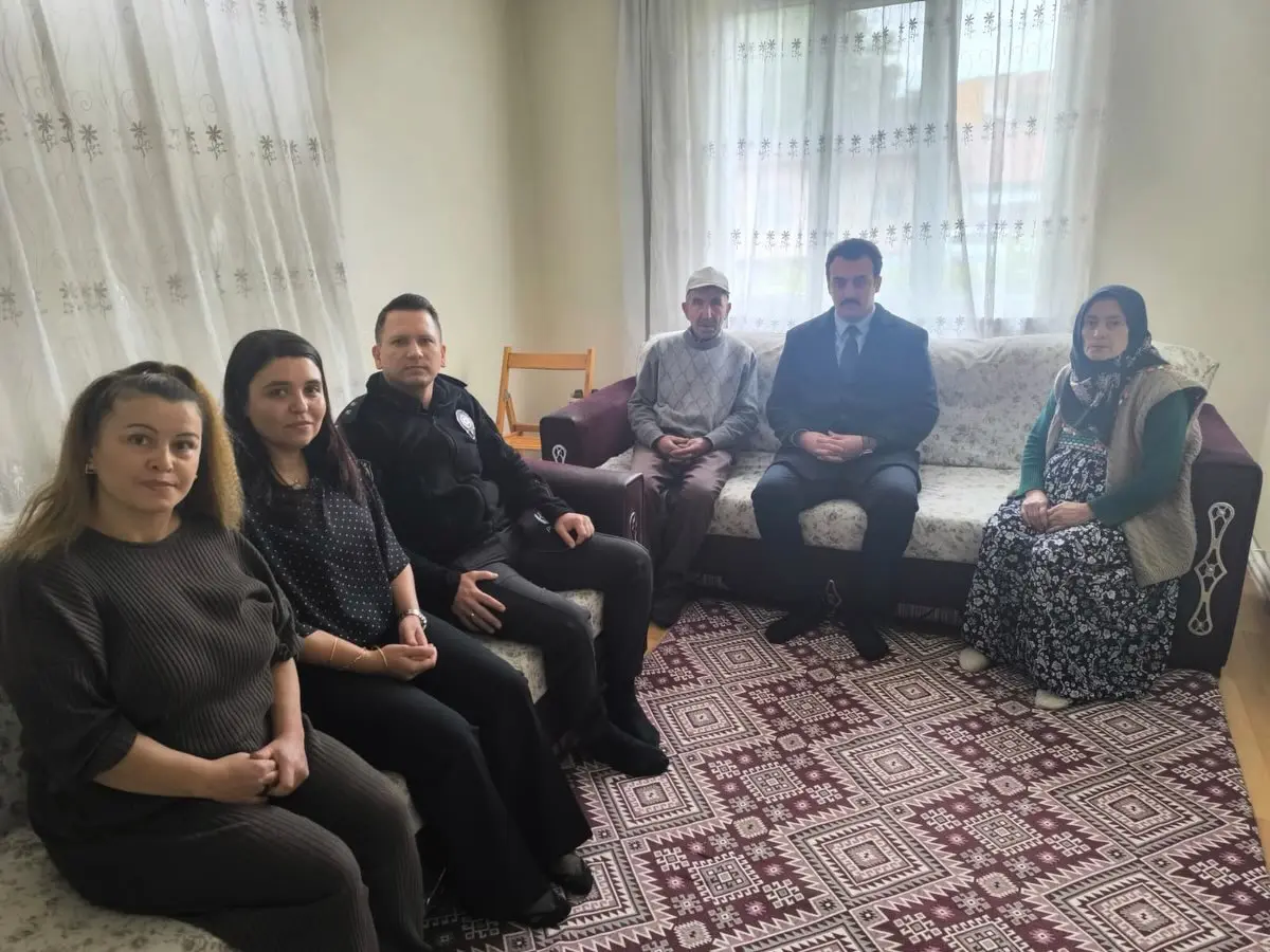 1 Ekim Dünya Yaşlılar Günü'nde ziyaretler yapıldı
