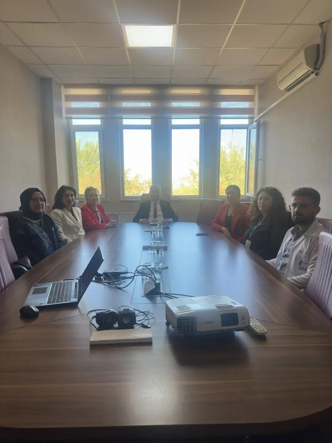 Afsü Rektörü Prof. Dr. Adem Aslan, PharmAFSU ve EBM CRO ile İlaç Çalışmaları İçin Toplantı Gerçekleştirdi