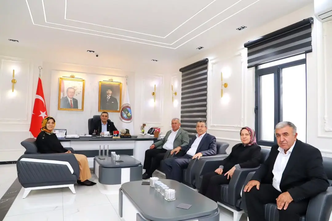 İhsaniye ilçe başkanı ve belediye başkanına teşekkür