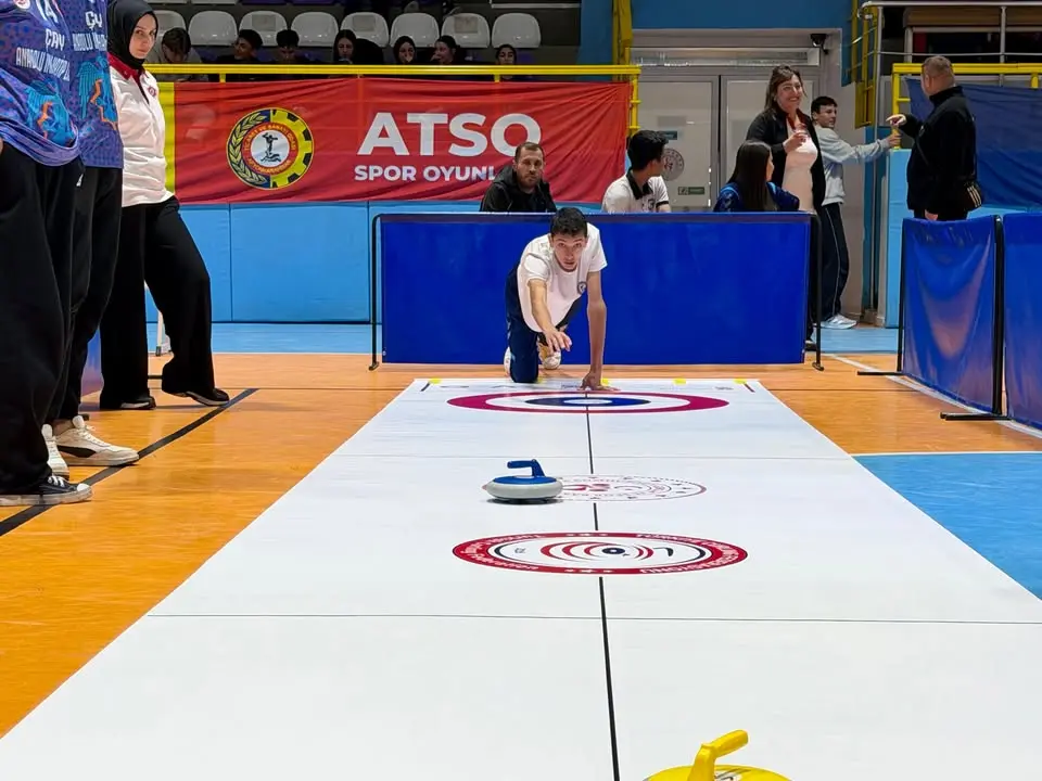 Afyonkarahisar Gençlik ve Spor İl Müdürlüğü'nün Floor Curling Kulüp Müsabakaları Tamamlandı Paylaşımı