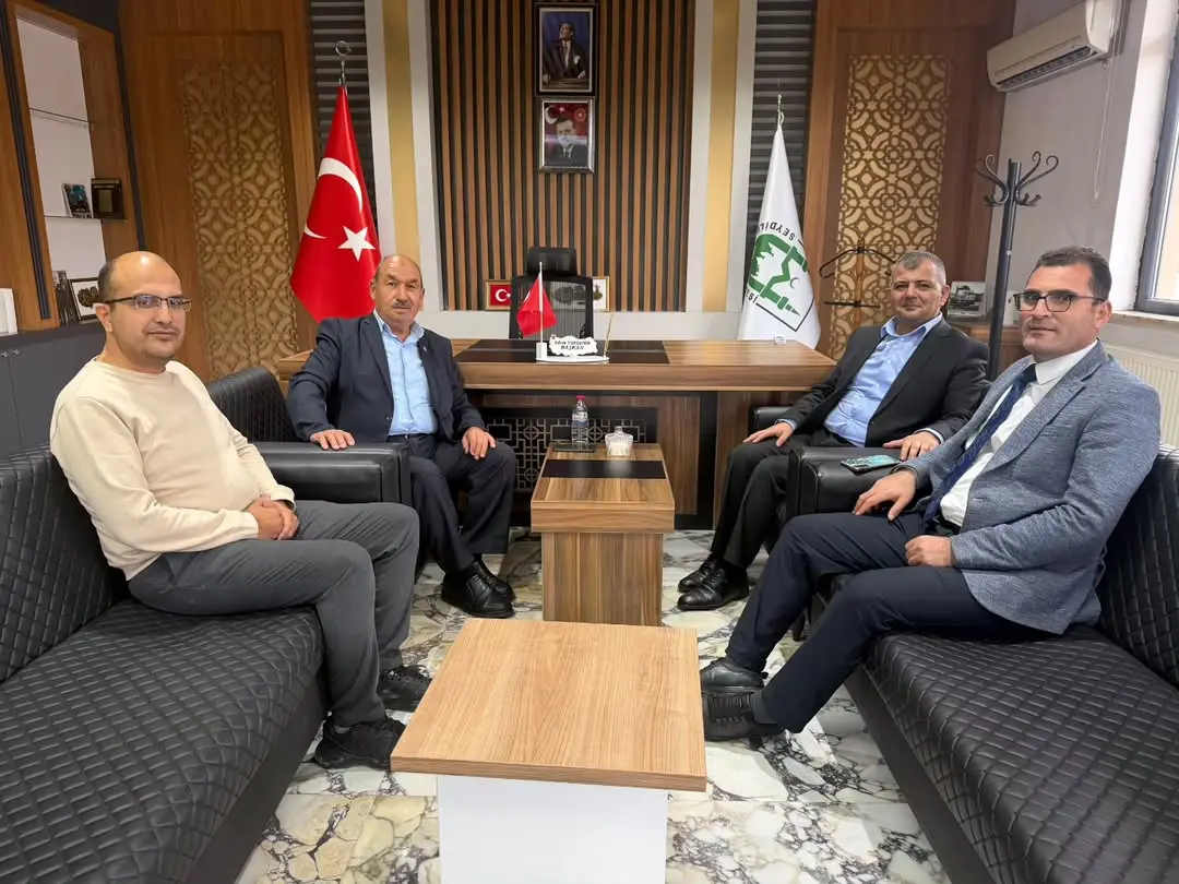 Emirdağ Belediye Başkanı Serkan Koyuncu, Seydiler Belediye Başkanı Adem Tokdemir'i Ziyaret Etti