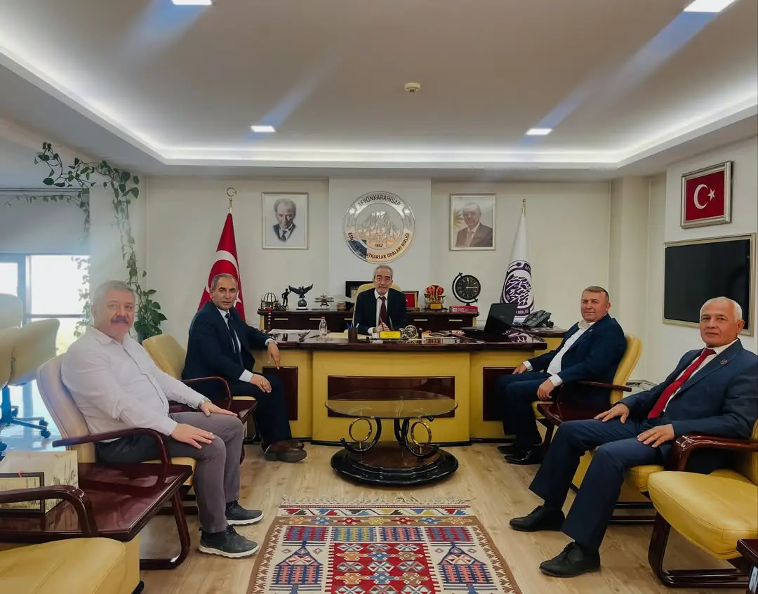 Büyük Birlik Partisi Heyeti Afyonkarahisar Esnaf ve Sanatkarlar Odaları Birliği Başkanını Ziyaret Etti