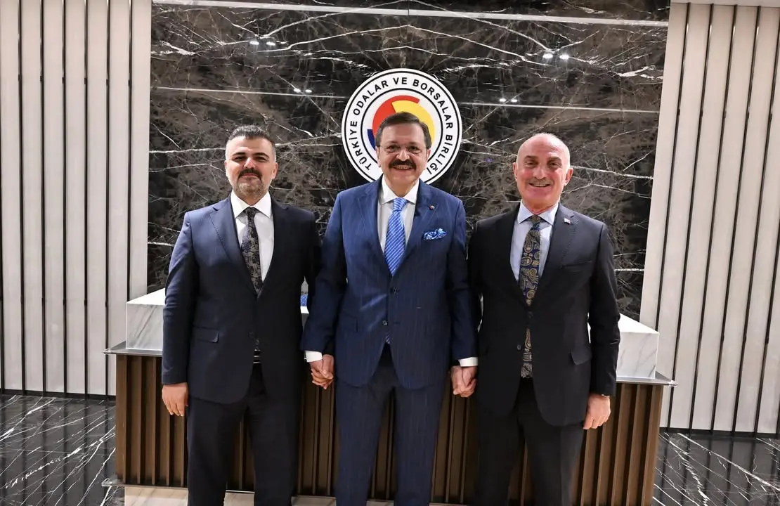 Ankara Ticaret Odası Meclis Üyeleri Abdullah Gürgür ve Recai Kesimal'i TOBB Başkanı Mustafa Rifat Hisarcıklıoğlu'nun Konuğu Oldu