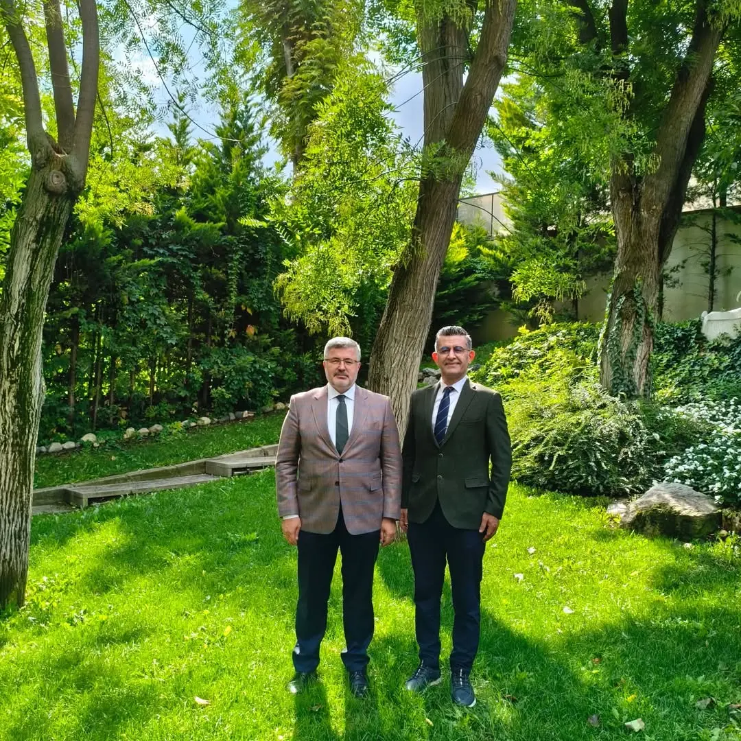 Ak Parti Milletvekili Özkaya: İletişim Bölge Müdürü Ömer Süt'ü Gazi Meclisimizde Ağırladık