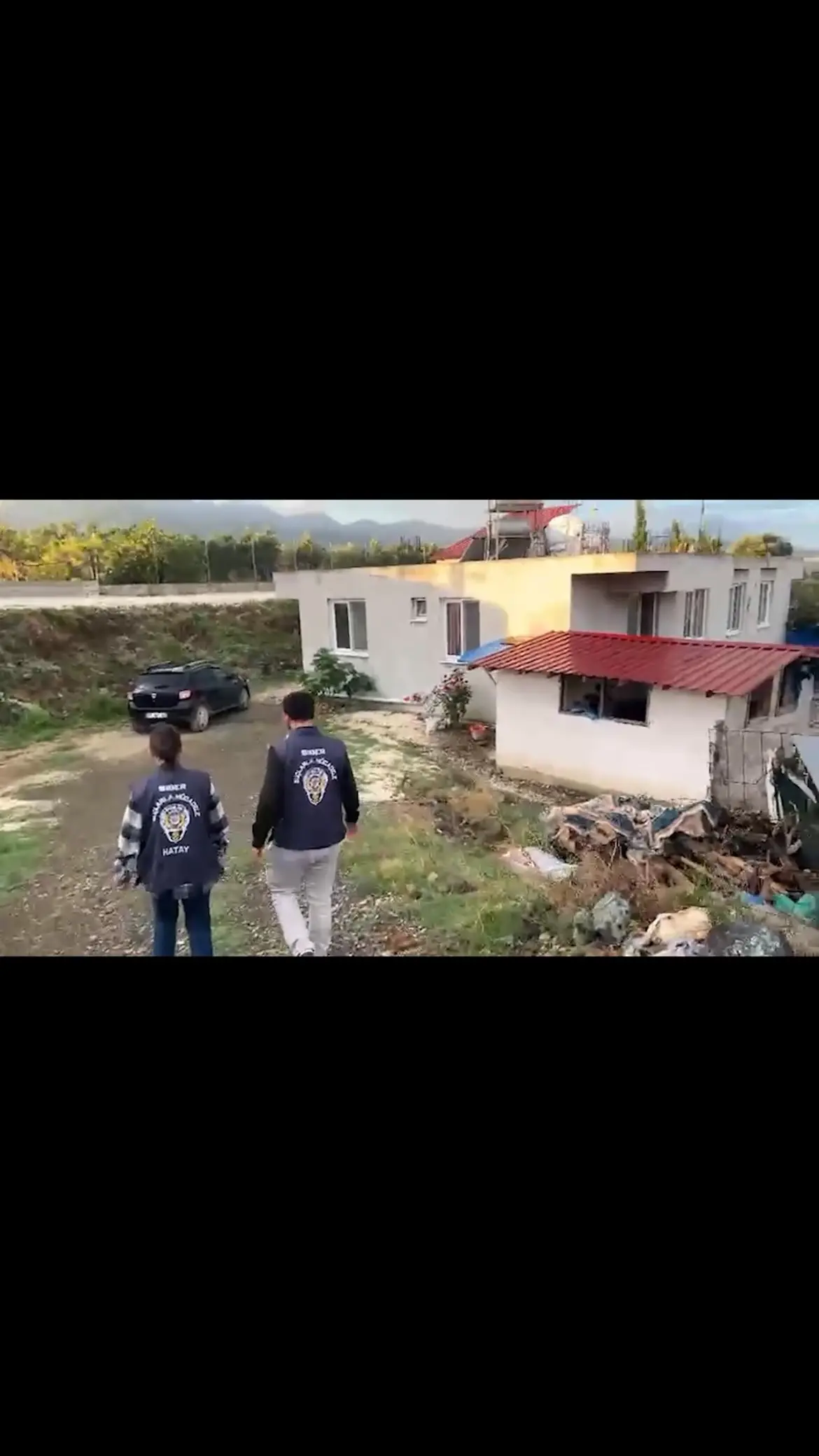 “Siber Suçlarla Mücadele kapsamında son 5 günde Polisimiz tarafından düzenlenen operasyonlarda 547 şüpheli yakalandı.”