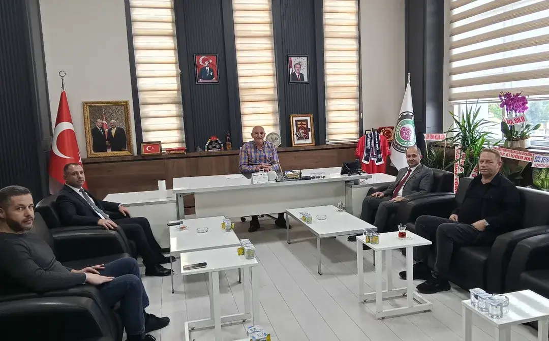Afyonkarahisar Ticaret Borsası'ndan Yönetim Kurulu Başkanı Mehmet Mühsürler'e Tebrik Ziyareti