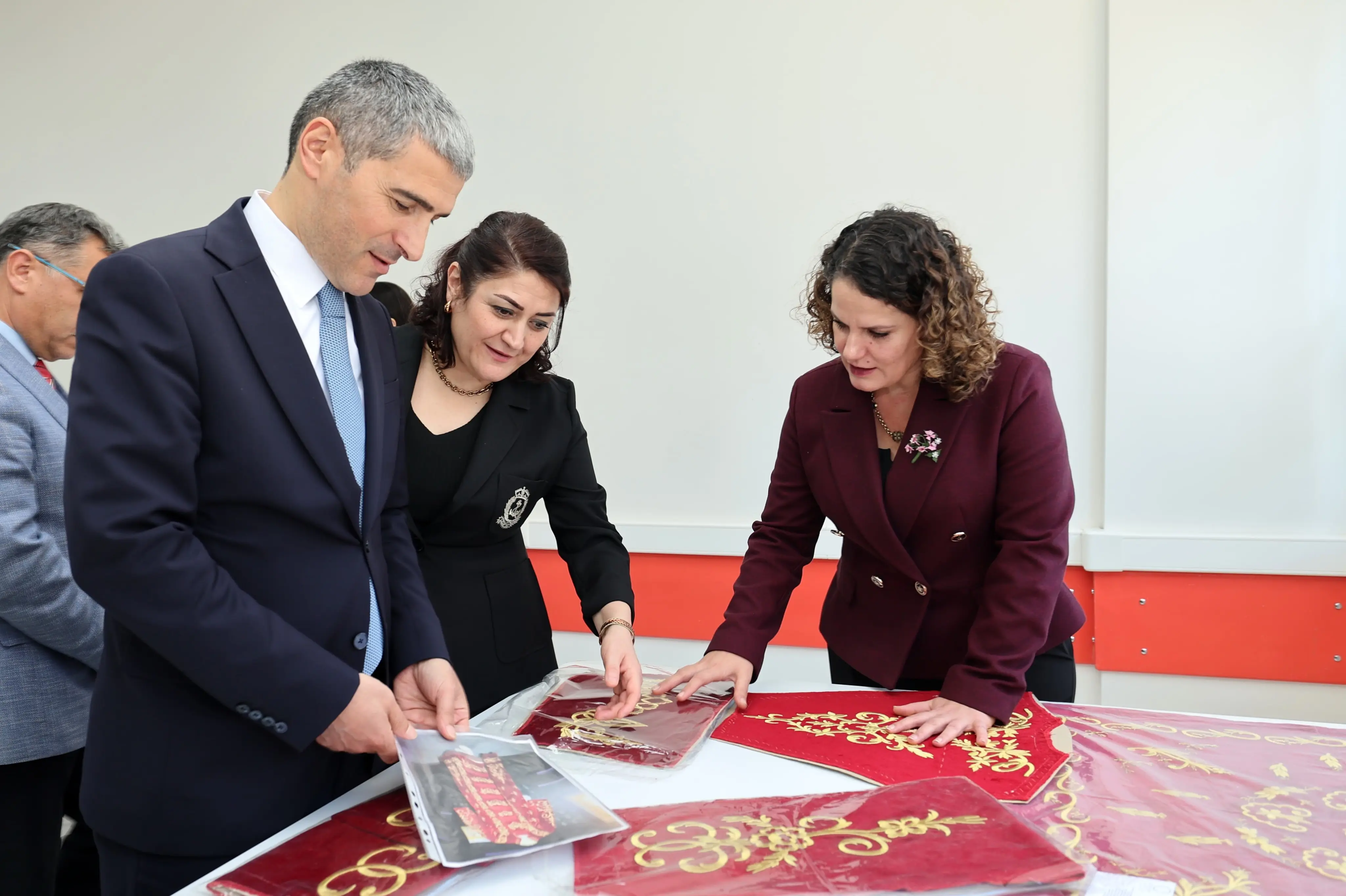 Vali Aktaş, Olgunlaşma Enstitüsü'nü Ziyaret Etti