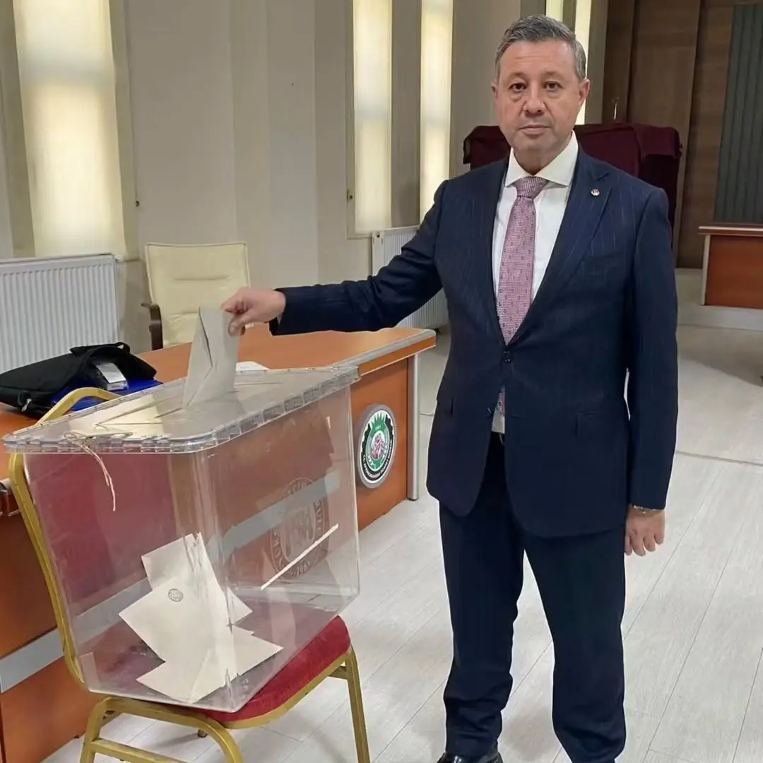 Afyonkarahisar Ticaret Borsası Meclis Başkanlığına Seçilen Mehmet Kumartaşlı Tebrik Edildi
