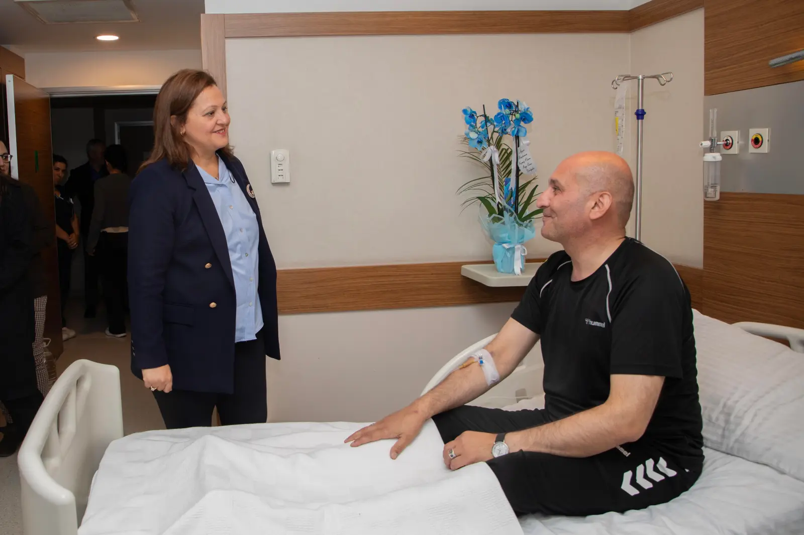 İsmail Kumartaşlı'ya geçmiş olsun ziyareti