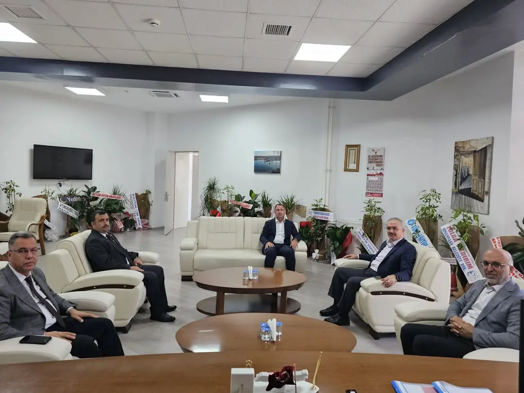 Afyonkarahisar İl Milli Eğitim Müdürlüğü İl Müftüsü, Nüfus ve Vatandaşlık Müdürü ile Aile ve Sosyal Hizmetler İl Müdürünü Ziyaret Etti