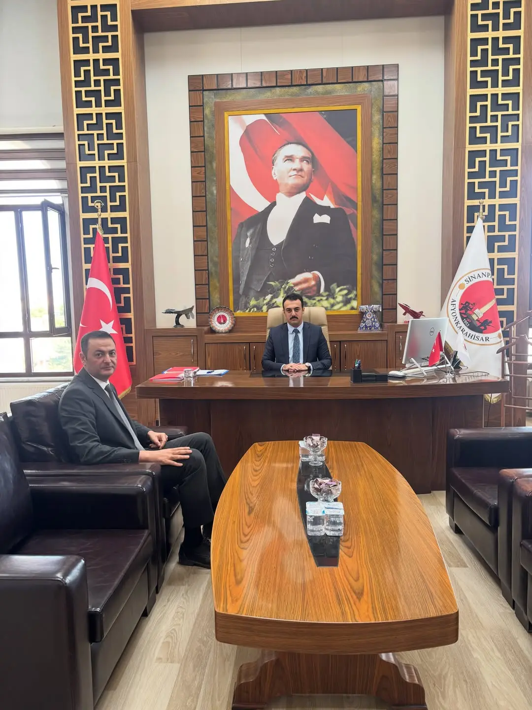 Kırka Belediye Başkanı Hakan ŞAHİN, Kaymakam Bünyamin MİROĞLU'nu Ziyaret Etti