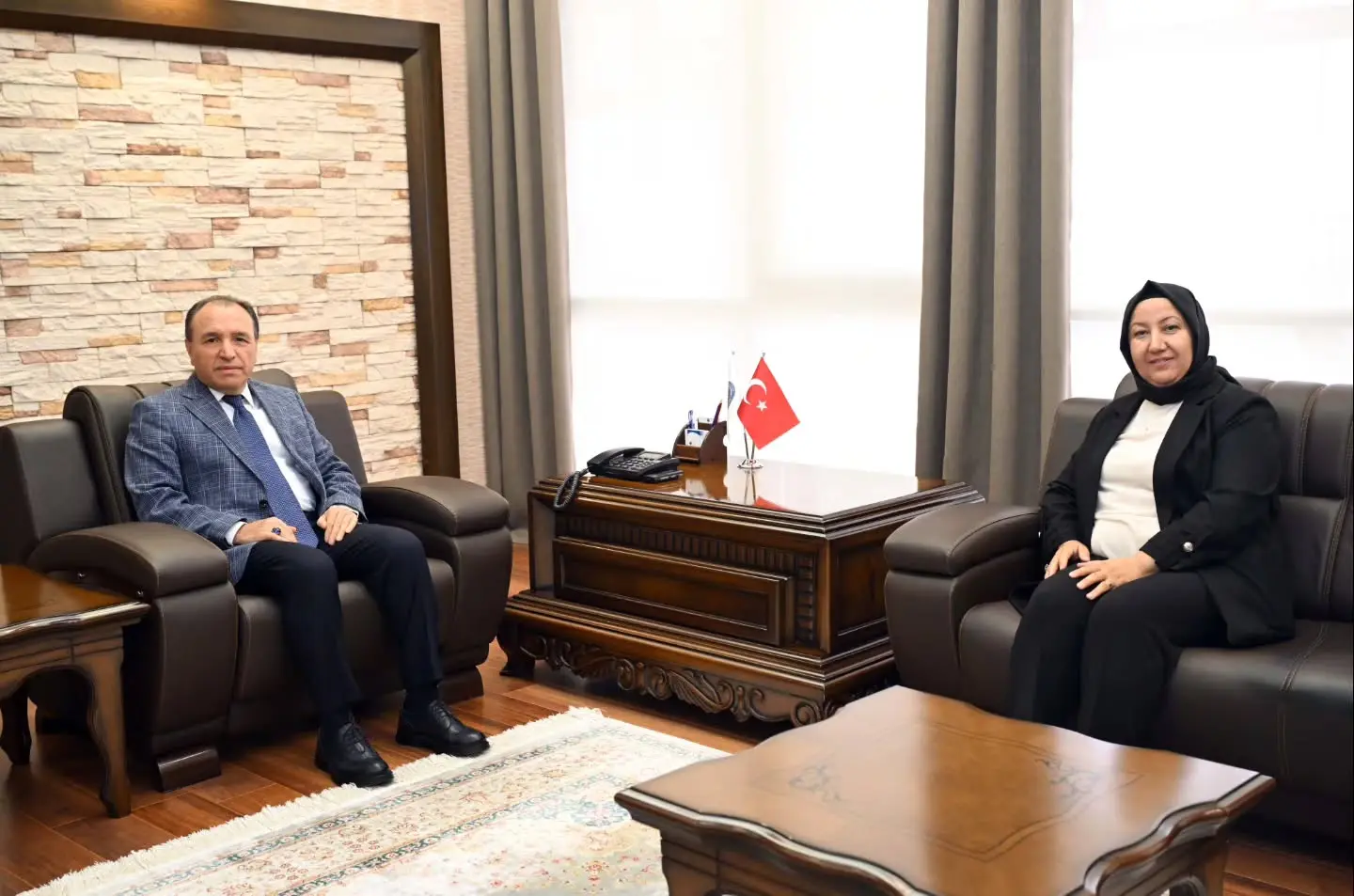 Başkan Kılınçarslan, Rektör Karakaş'ı Ziyaret Etti